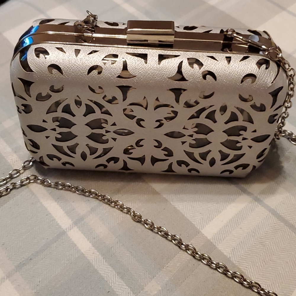 Bag - Picture 3 of 3